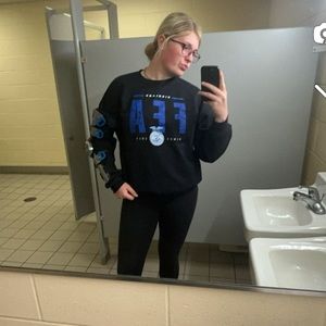 Meet your Posher, Chloe